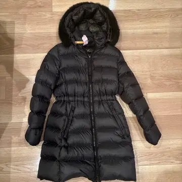 블랙 다운 자켓 후드 부착