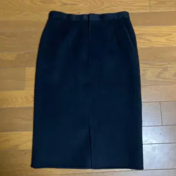 캐시미어 100% 타이트 스커트 블랙