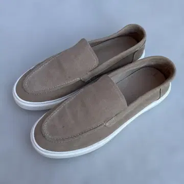 와이드 레인지 Wide Range 베이지 스웨이드 슬립온