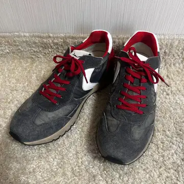 보일 블랑셰 스웨이드 스니커즈 41 26cm