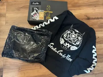 Candy Fox 레페젠 폭스 레페젠 지구 달마 후드티