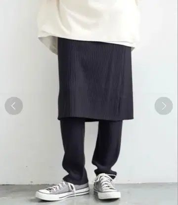 [ 새상품 ] 아메리칸 홀릭 레깅스 포함 니트 스커트 블랙