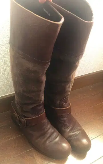브라운 가죽 스웨이드 롱 부츠