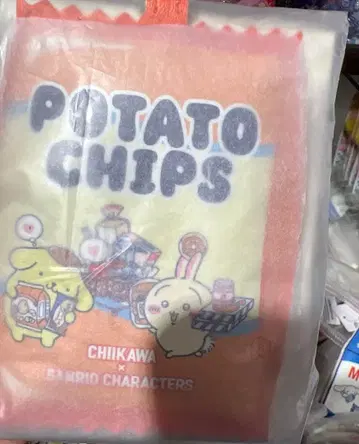 치이카와 산리오 페이크 다이컷 패스 케이스 (토끼 & 폼폼푸딩)