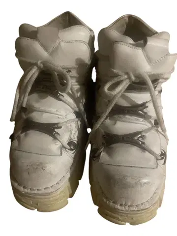 NEW ROCK White 스니커즈