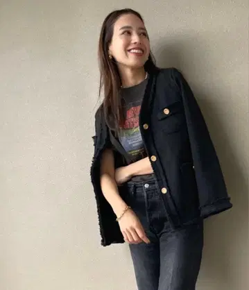 노카라 자켓 블랙 프린지 마감