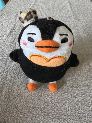 JYP POP UP STORE 2024 백참 [ 황제 펭귄 ]