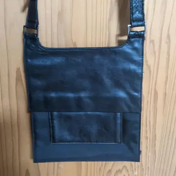 블랙 숄더백 합성 피혁