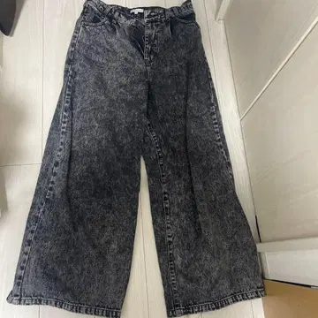 블랙 루즈 실루엣 와이드 팬츠