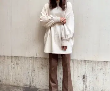 하이넥 아이보리 니트