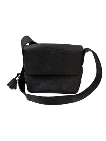 aniary 아니아리 숄더백 가죽