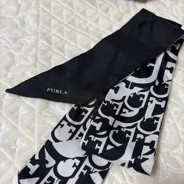 FURLA 밴드 스카프
