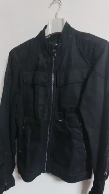 블랙 스탠드 카라 자켓