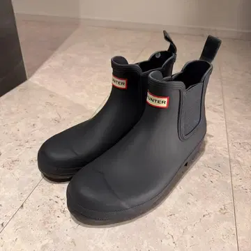 HUNTER 블랙 사이드 고어 숏부츠 레인부츠