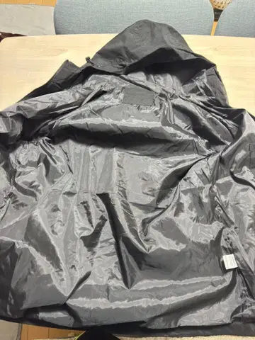 그레이 후드 부착 다운 자켓