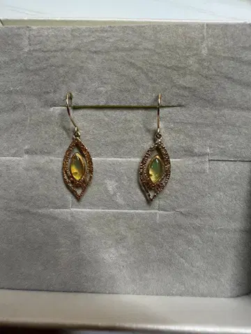 K10 잎 모양 오팔 귀걸이