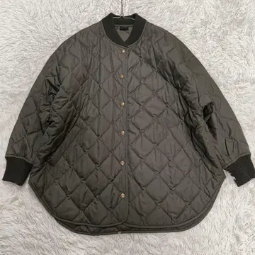 새상품급 2023AW 스픽 앤 스팬 Pe 퀼팅 BZ 소매 리브