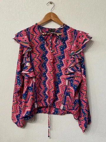 Diane Freis 핑크 패턴 프릴 상의 80's