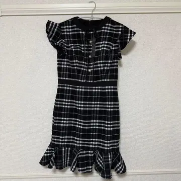 JEWELS 체크 프릴 소매 머메이드 미니 드레스 리본 R짱