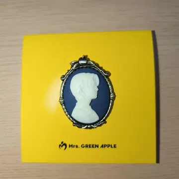 Mrs. GREEN APPLE 실루엣 핀 배지