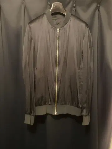 넘버나인 01SS 타임기 실크 블루종 아카이브