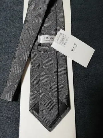 ARMANl 넥타이