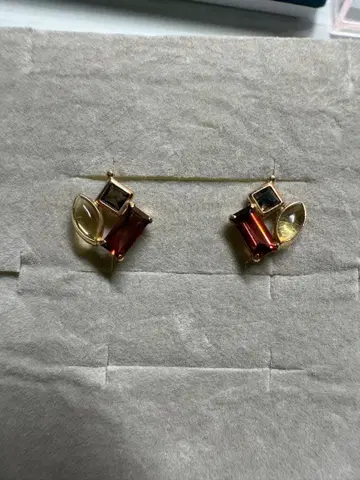 K10 기하학 디자인 스터드 귀걸이