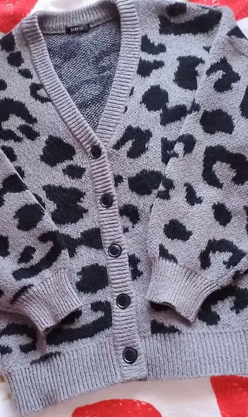 Avail 레오파드 무늬 니트 가디건 아베일 갸루