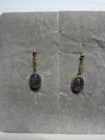 K10 골드 그레이 오벌 귀걸이