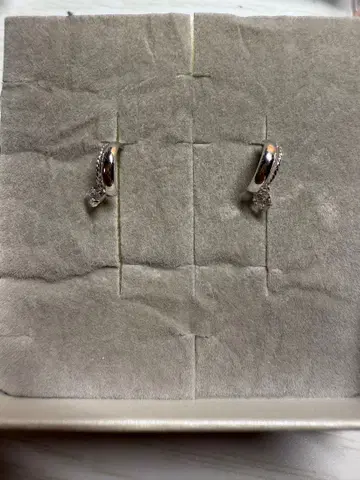 K10wg 후프 귀걸이 스톤 포함