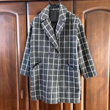 WACOAL 그레이 계열 체크 더블 브레스트 코트