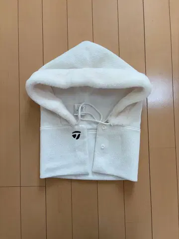 TaylorMade 후드 부착 니트 모자 화이트 골프