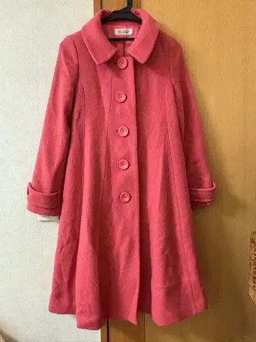 [레스 빠세] 핑크 허리 리본 포함 코트