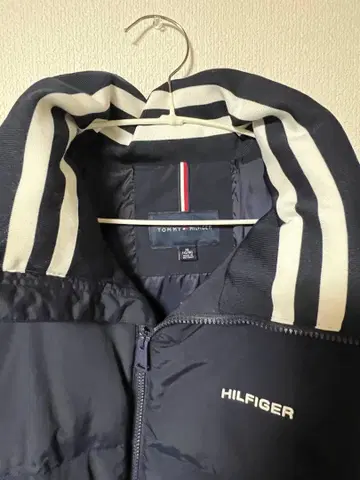HILFIGER 네이비 다운 자켓