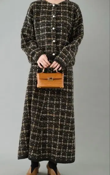 haco! 트위드 니트 셋업 블랙 계열