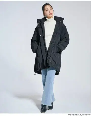 블랙 다운 자켓 L 사이즈