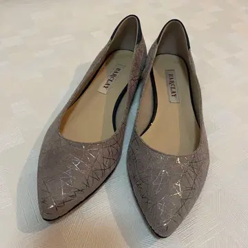 BARCLAY 스틸레토 플레인 커터 펌프스