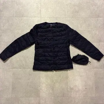 UNIQLO 울트라 라이트 다운 다운 자켓 블랙 도트