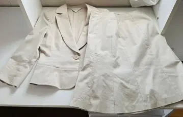 ESPRITMUR 베이지 캐주얼 수트 사이즈 7