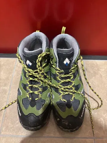 mont-bell GORE-TEX 트레킹 슈즈 28.5 cm