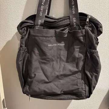 GELATO PIQUE 블랙 마더백