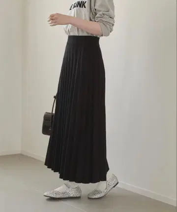 ANGIE 앙지 니트 플리츠 스커트