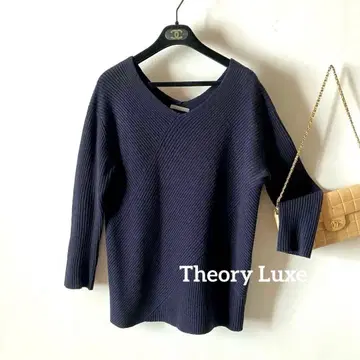 띠어리 럭스*복슬복슬 울 루즈 변형 리브 니트