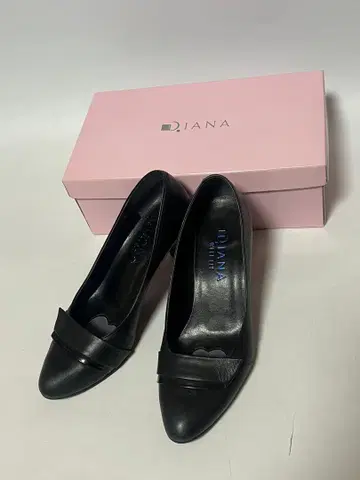 DIANA 블랙 하이힐 23.5cm 힐 높이 약 7cm