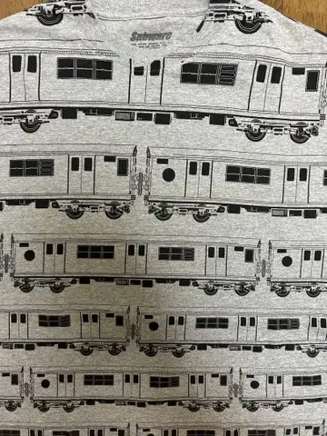 서브웨어 기차 패턴 그레이 T셔츠 XL 사이즈