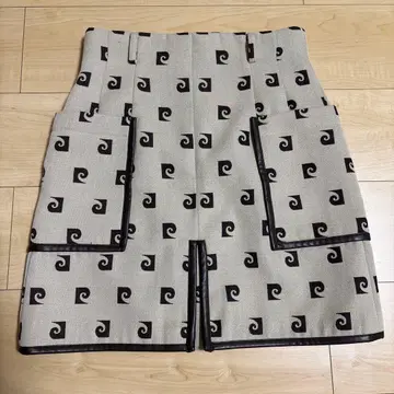 pierre cardin FRAY I.D 타이트 스커트