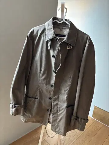 베이지 트렌치코트 퀼팅 안감