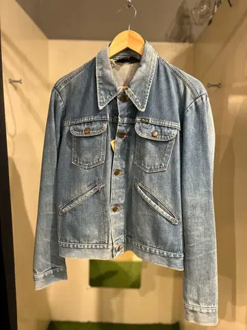 Wrangler 라이트 블루 데님 자켓