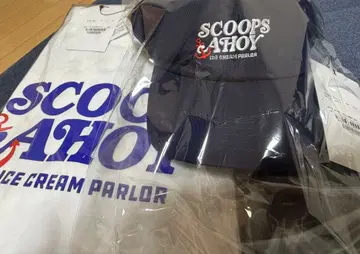 SCOOPS AHOY 티셔츠, 캡 세트