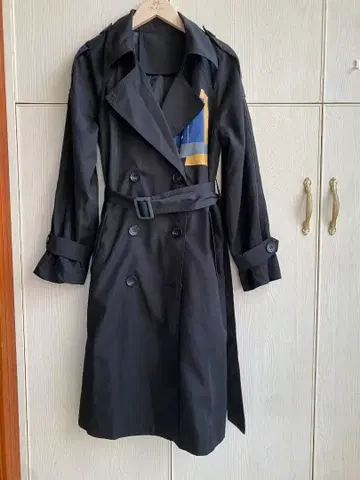블랙 트렌치코트 더블 브레스트